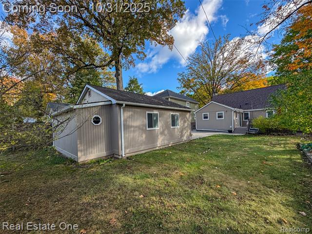 Builiding view thirty eight for 1117 N Vermont, Royal Oak, MI. 48067