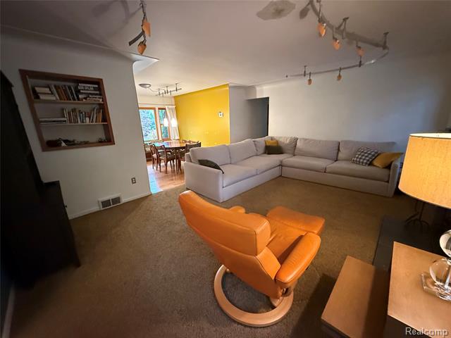 Builiding view eight for 1210 Marywood, Royal Oak, MI. 48067