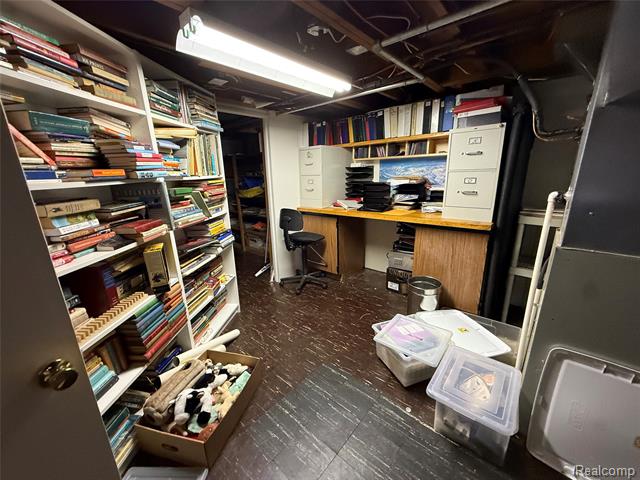 Builiding view thirty one for 1210 Marywood, Royal Oak, MI. 48067