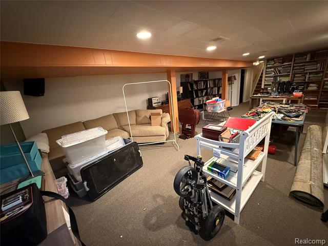 Builiding view twenty nine for 1210 Marywood, Royal Oak, MI. 48067