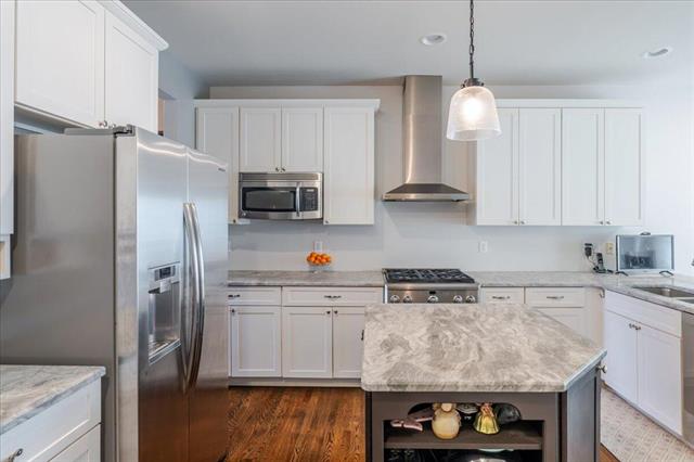 Builiding view eight for 45900 Stonewood, Canton, MI. 48187