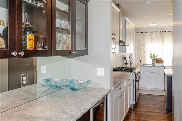 Builiding view nine for 45900 Stonewood, Canton, MI. 48187