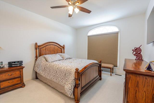 Builiding view thirteen for 45900 Stonewood, Canton, MI. 48187