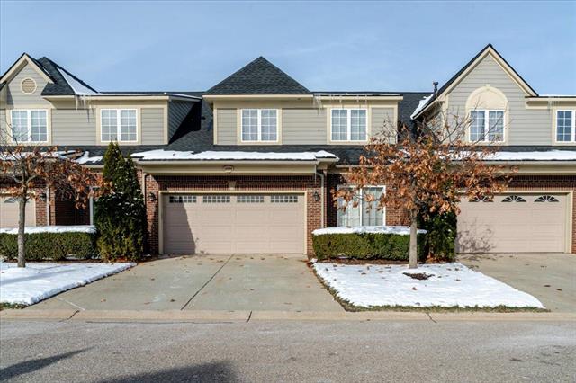 Builiding view thirty four for 45900 Stonewood, Canton, MI. 48187