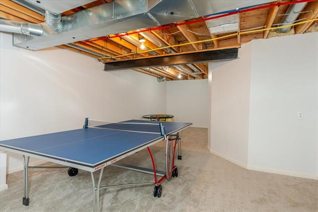 Builiding view thirty one for 45900 Stonewood, Canton, MI. 48187