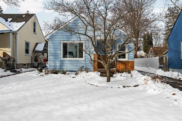 Builiding view thirty one for 2054 Mckinley, Ypsilanti, MI. 48197