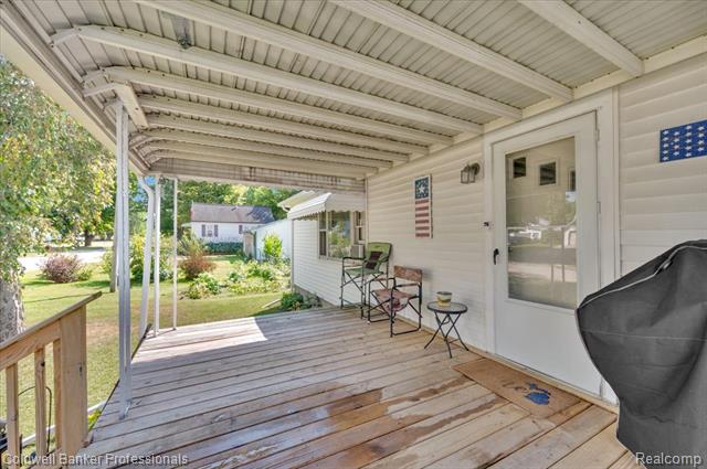 Builiding view two for 6130 2Nd, Mayville, MI. 48744