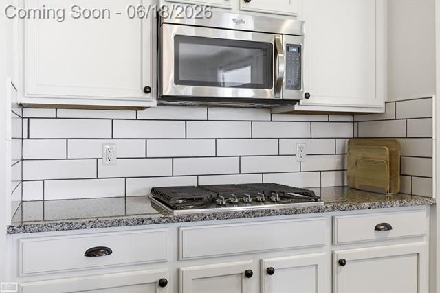 Builiding view thirty four for 48231 Long Leaf, Macomb, MI. 48044