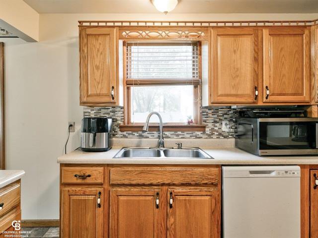 Builiding view thirteen for 7205 Dogwood, Lexington, MI. 48450