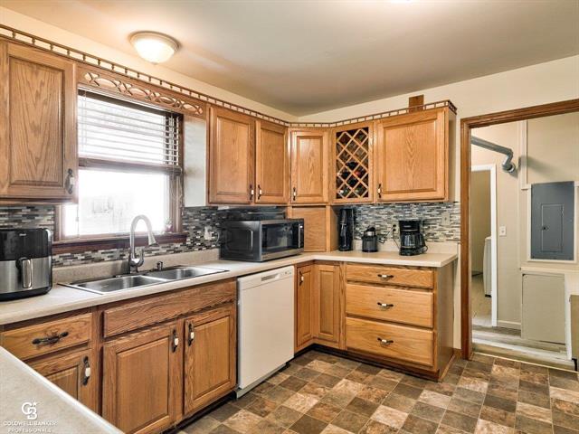 Builiding view twelve for 7205 Dogwood, Lexington, MI. 48450