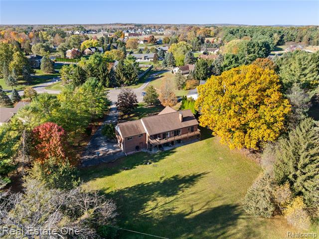Builiding view thirty four for 9755 Annabelle, South Lyon, MI. 48178