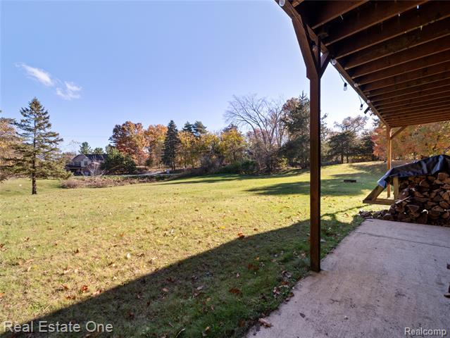 Builiding view twenty six for 9755 Annabelle, South Lyon, MI. 48178