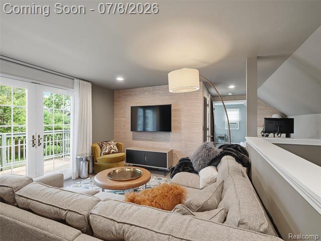 Builiding view twelve for 1102 N Lafayette, Royal Oak, MI. 48067