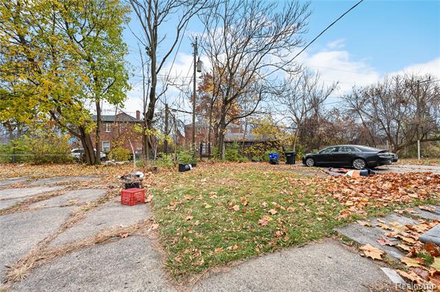 Builiding view four for 9152 Mansfield, Detroit, MI. 48228