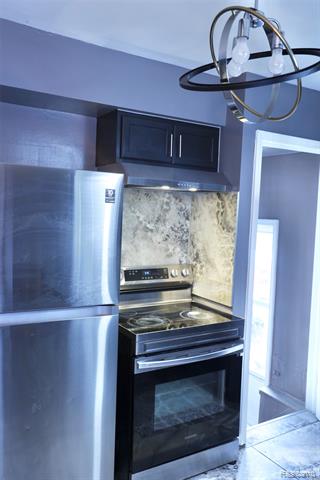 Builiding view four for 2729 Chicago, Flint, MI. 48503