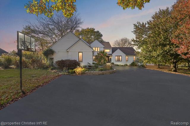 Builiding view one for 8793 Webster Hills, Dexter, MI. 48130