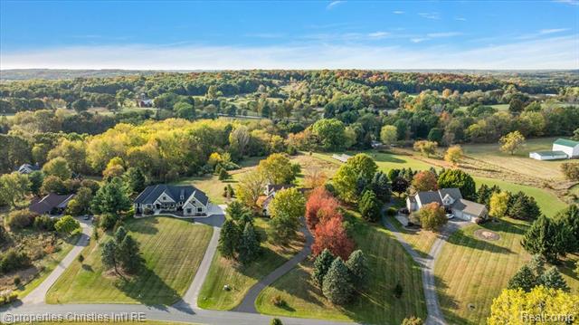 Builiding view seventy two for 8793 Webster Hills, Dexter, MI. 48130