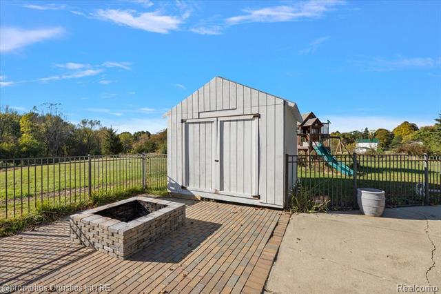 Builiding view sixty one for 8793 Webster Hills, Dexter, MI. 48130