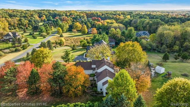 Builiding view sixty two for 8793 Webster Hills, Dexter, MI. 48130