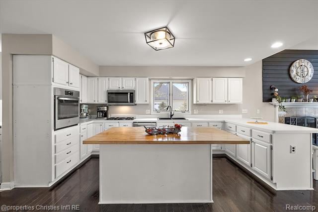 Builiding view thirteen for 8793 Webster Hills, Dexter, MI. 48130