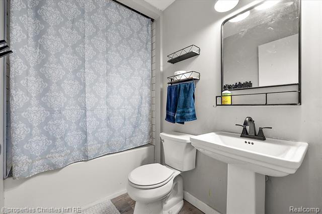 Builiding view thirty four for 8793 Webster Hills, Dexter, MI. 48130