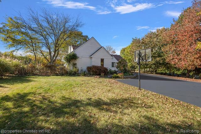 Builiding view three for 8793 Webster Hills, Dexter, MI. 48130