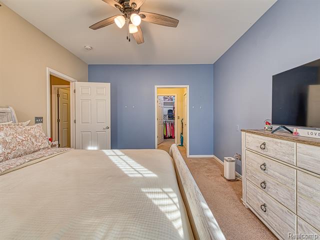 Builiding view thirteen for 655 Vinewood, Wyandotte, MI. 48192