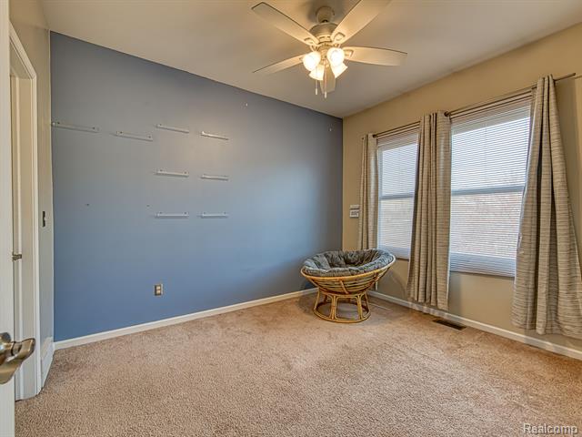 Builiding view twenty for 655 Vinewood, Wyandotte, MI. 48192