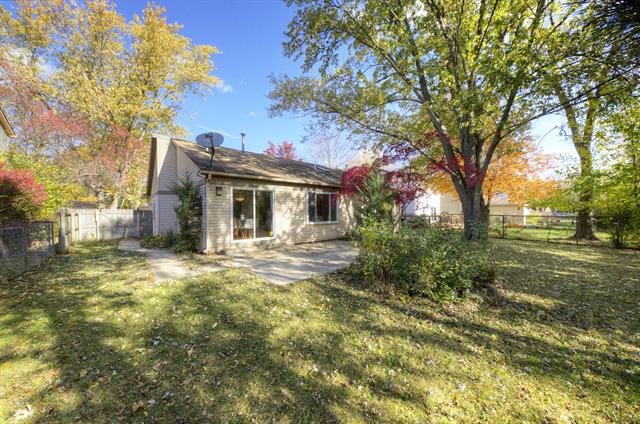 Builiding view forty four for 8124 Valleyview, Ypsilanti, MI. 48197