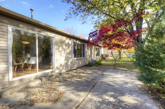 Builiding view forty three for 8124 Valleyview, Ypsilanti, MI. 48197