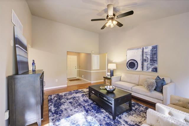 Builiding view nine for 8124 Valleyview, Ypsilanti, MI. 48197