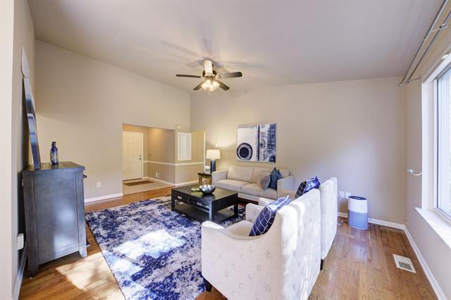 Builiding view seven for 8124 Valleyview, Ypsilanti, MI. 48197