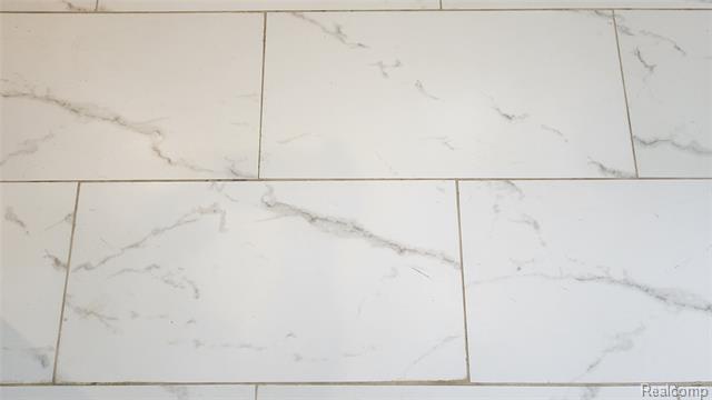 Builiding view seven for 10947 Roxbury, Detroit, MI. 48224