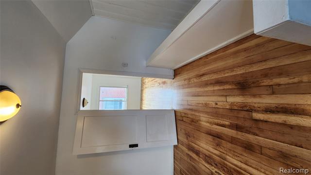 Builiding view twenty four for 10947 Roxbury, Detroit, MI. 48224