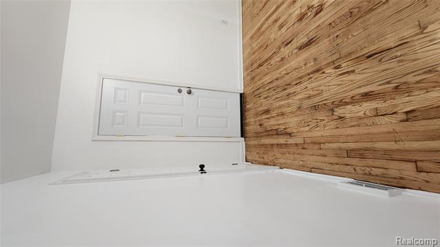 Builiding view twenty one for 10947 Roxbury, Detroit, MI. 48224