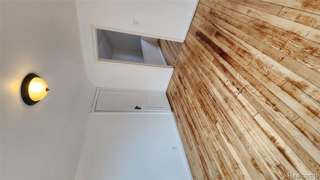 Builiding view twenty seven for 10947 Roxbury, Detroit, MI. 48224