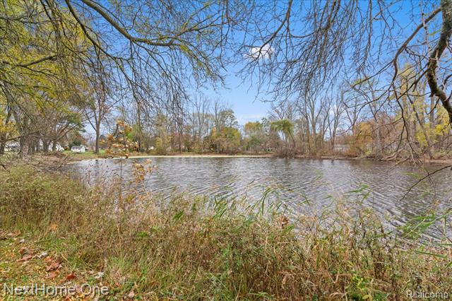 Builiding view three for 920 Del Sher, Brighton, MI. 48114
