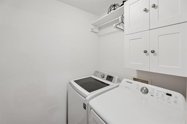 Builiding view eighteen for 4738 Summer Ridge, Howell, MI. 48843