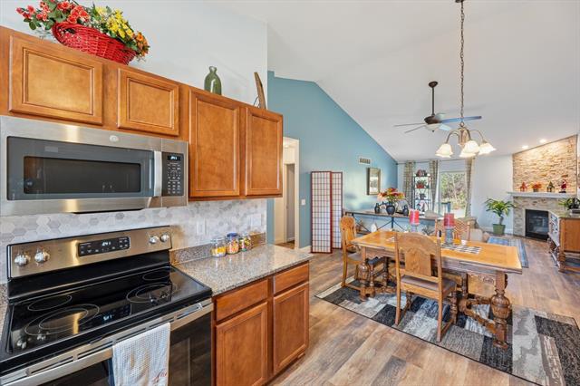 Builiding view fifteen for 4738 Summer Ridge, Howell, MI. 48843