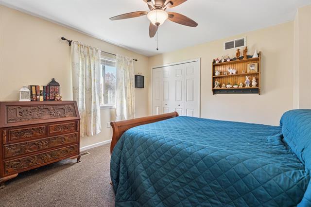 Builiding view nineteen for 4738 Summer Ridge, Howell, MI. 48843