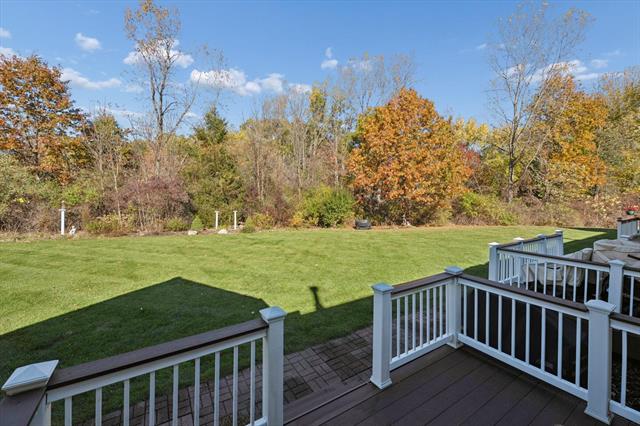 Builiding view thirty seven for 4738 Summer Ridge, Howell, MI. 48843