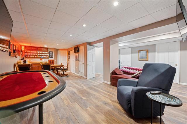 Builiding view thirty for 4738 Summer Ridge, Howell, MI. 48843