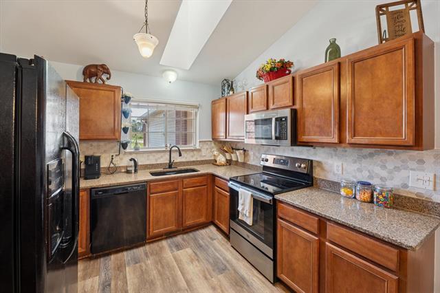 Builiding view twelve for 4738 Summer Ridge, Howell, MI. 48843