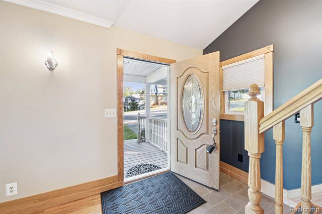 Builiding view sixteen for 624 Main, Brighton, MI. 48116