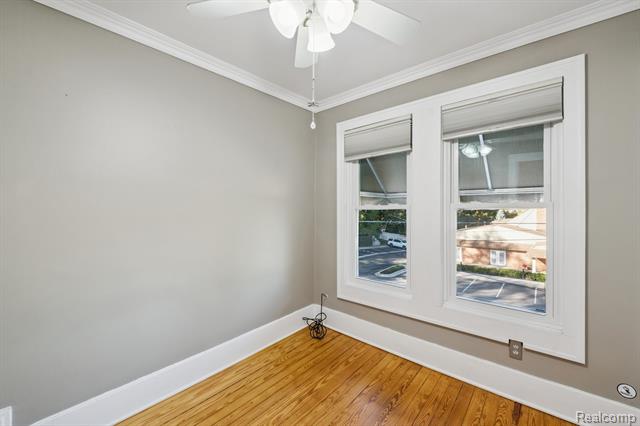 Builiding view thirty one for 624 Main, Brighton, MI. 48116