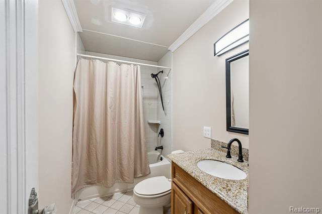 Builiding view thirty three for 624 Main, Brighton, MI. 48116