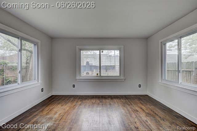 Builiding view eleven for 20259 Warrington, Detroit, MI. 48221