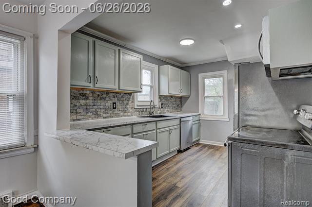 Builiding view seven for 20259 Warrington, Detroit, MI. 48221