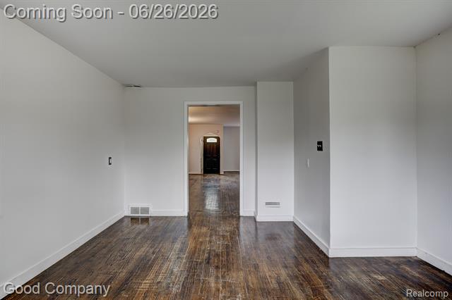 Builiding view thirteen for 20259 Warrington, Detroit, MI. 48221
