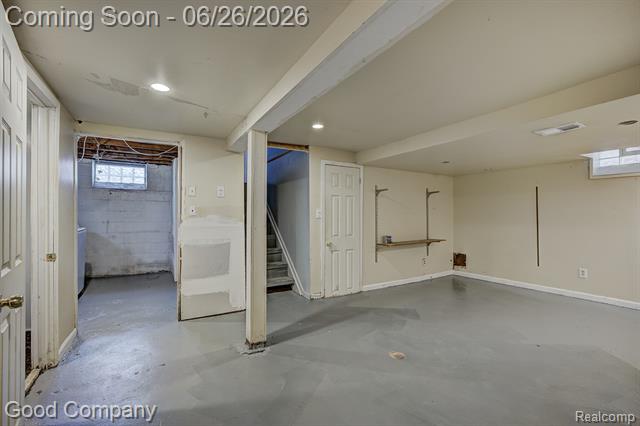 Builiding view twenty five for 20259 Warrington, Detroit, MI. 48221